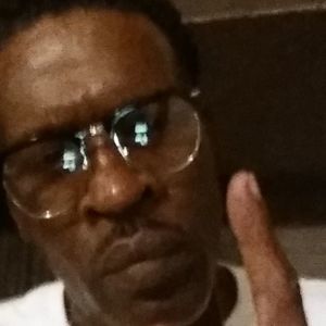 Meet your Posher, Kenneth